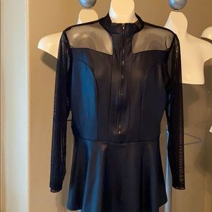 Mesh black top